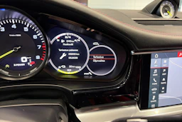 hopea Porsche Panamera 2018 kuva 21.