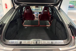 hopea Porsche Panamera 2018 kuva 25.