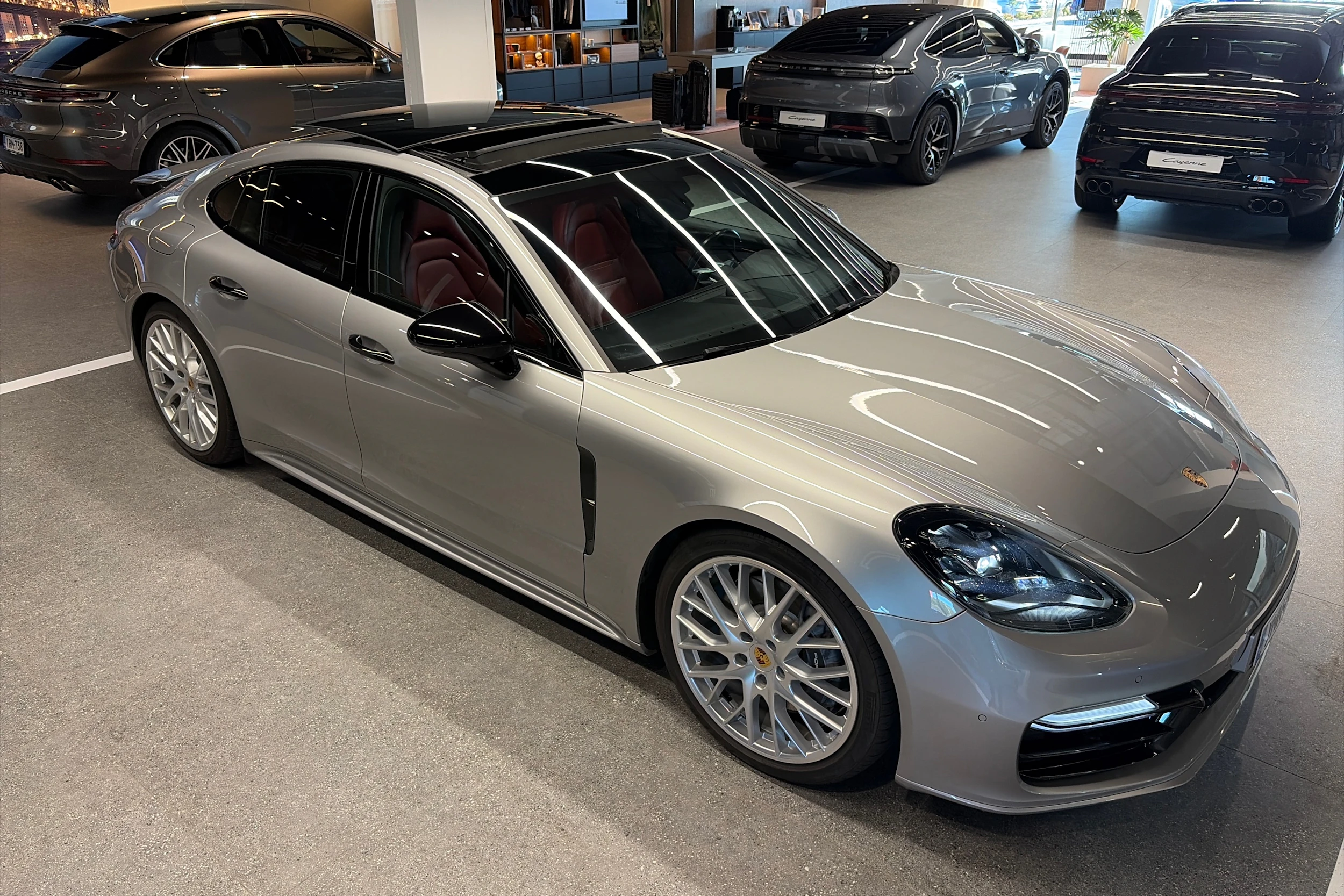 hopea Porsche Panamera 2018 kuva 30.