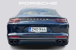 Sininen Porsche Panamera 2018 kuva 3.
