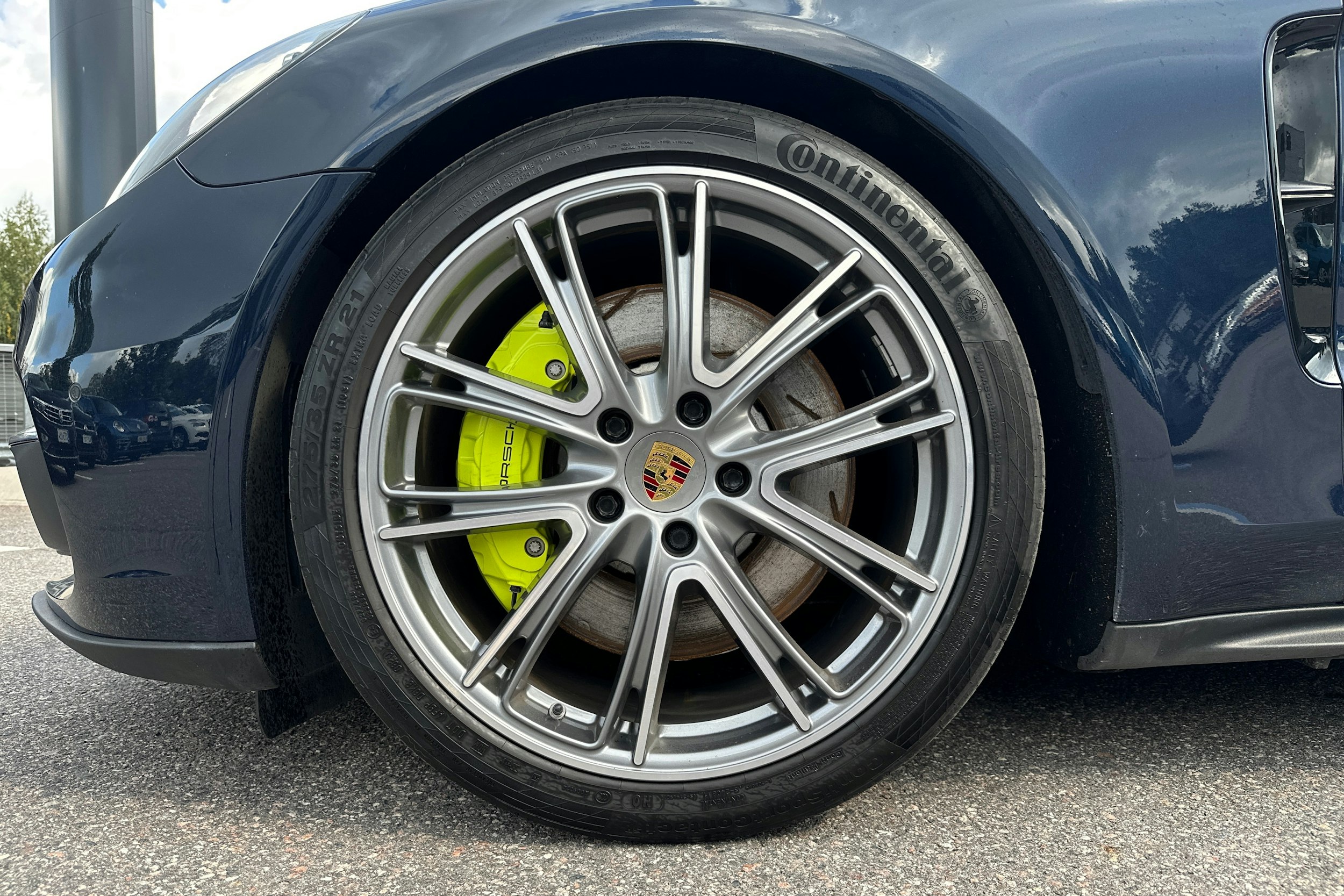 Sininen Porsche Panamera 2018 kuva 8.