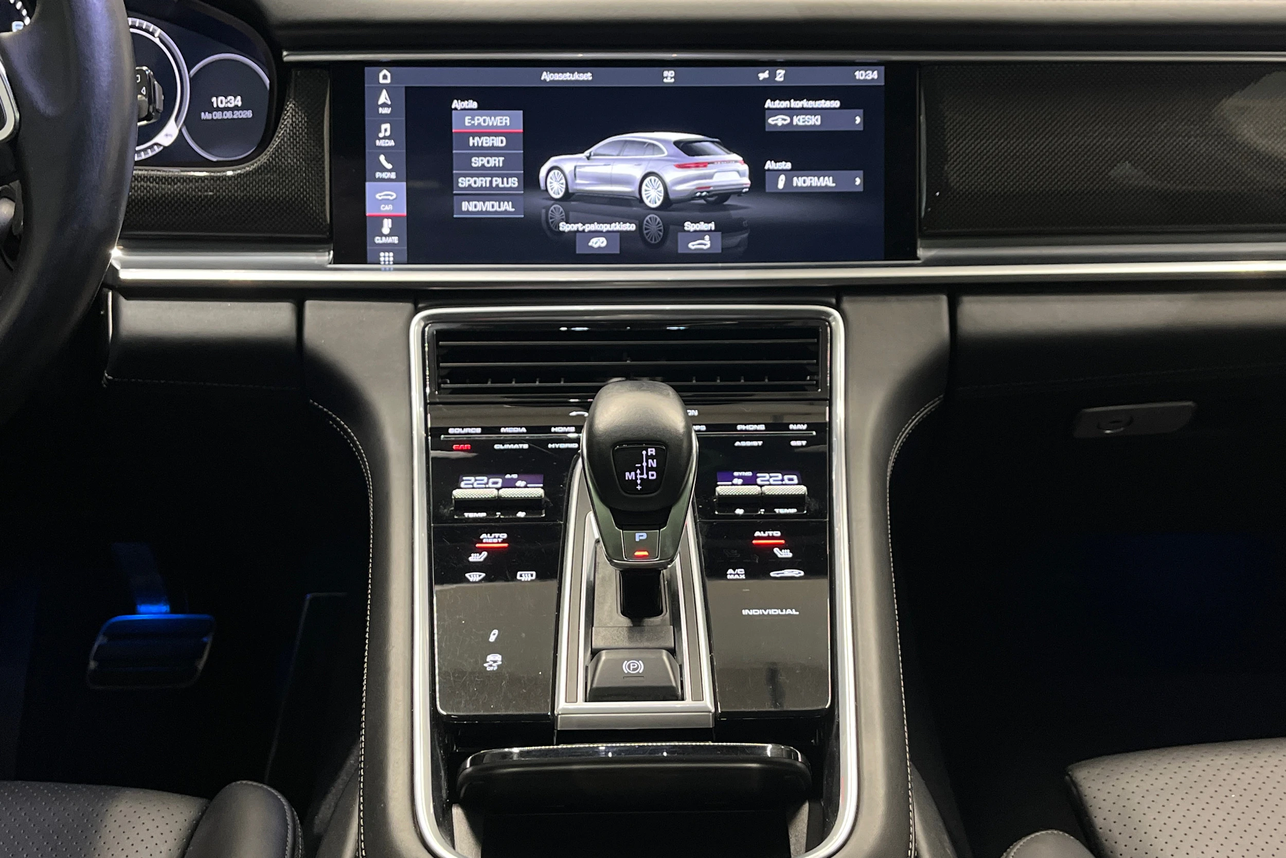 musta Porsche Panamera 2019 kuva 10.