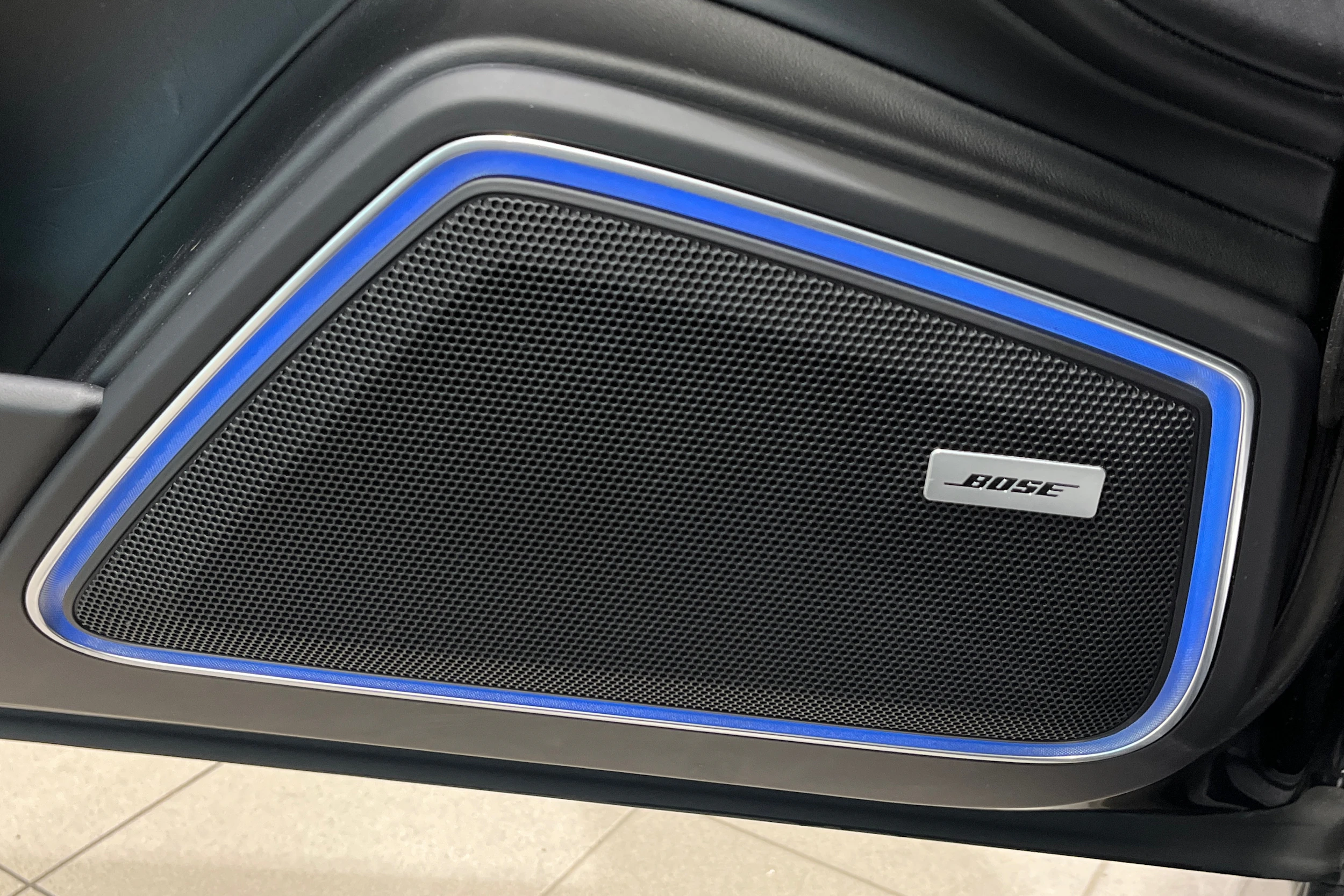 musta Porsche Panamera 2019 kuva 15.