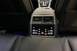 musta Porsche Panamera 2019 kuva 21.