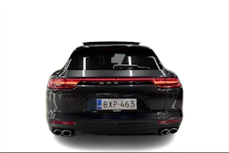 harmaa Porsche Panamera 2019 kuva 3.
