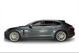 harmaa Porsche Panamera 2019 kuva 5.