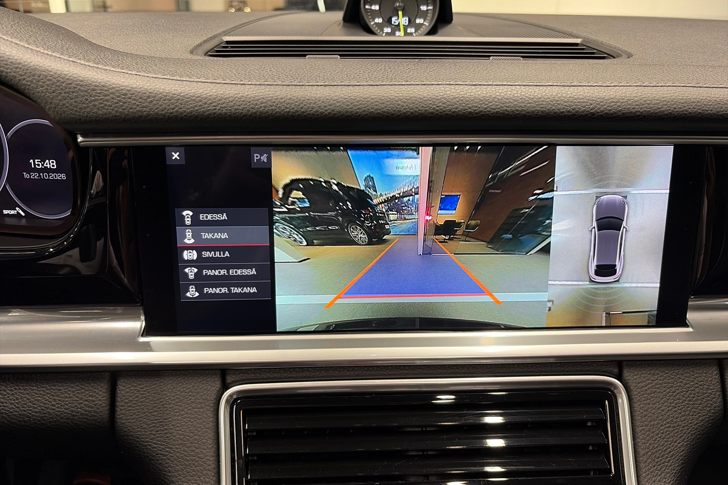 harmaa Porsche Panamera 2019 kuva 17.
