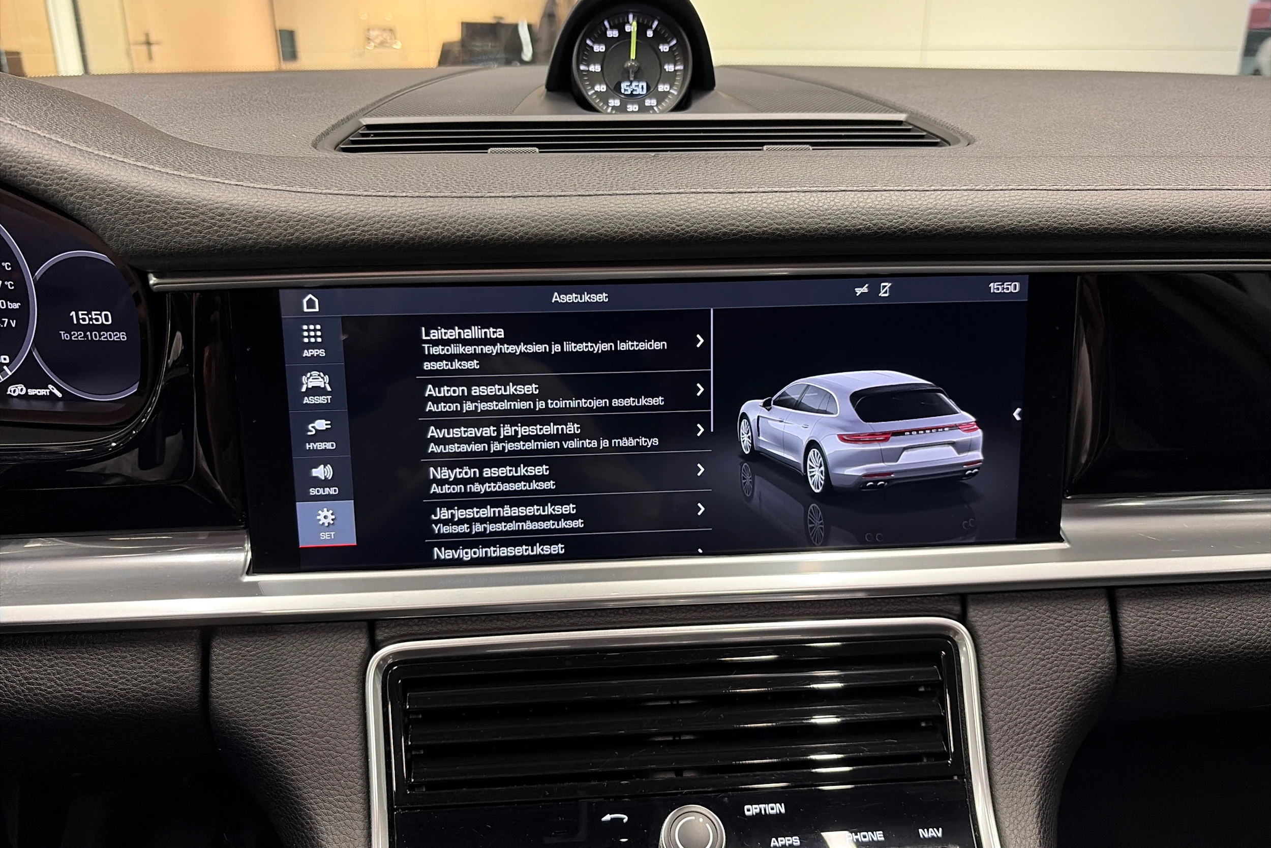 harmaa Porsche Panamera 2019 kuva 21.