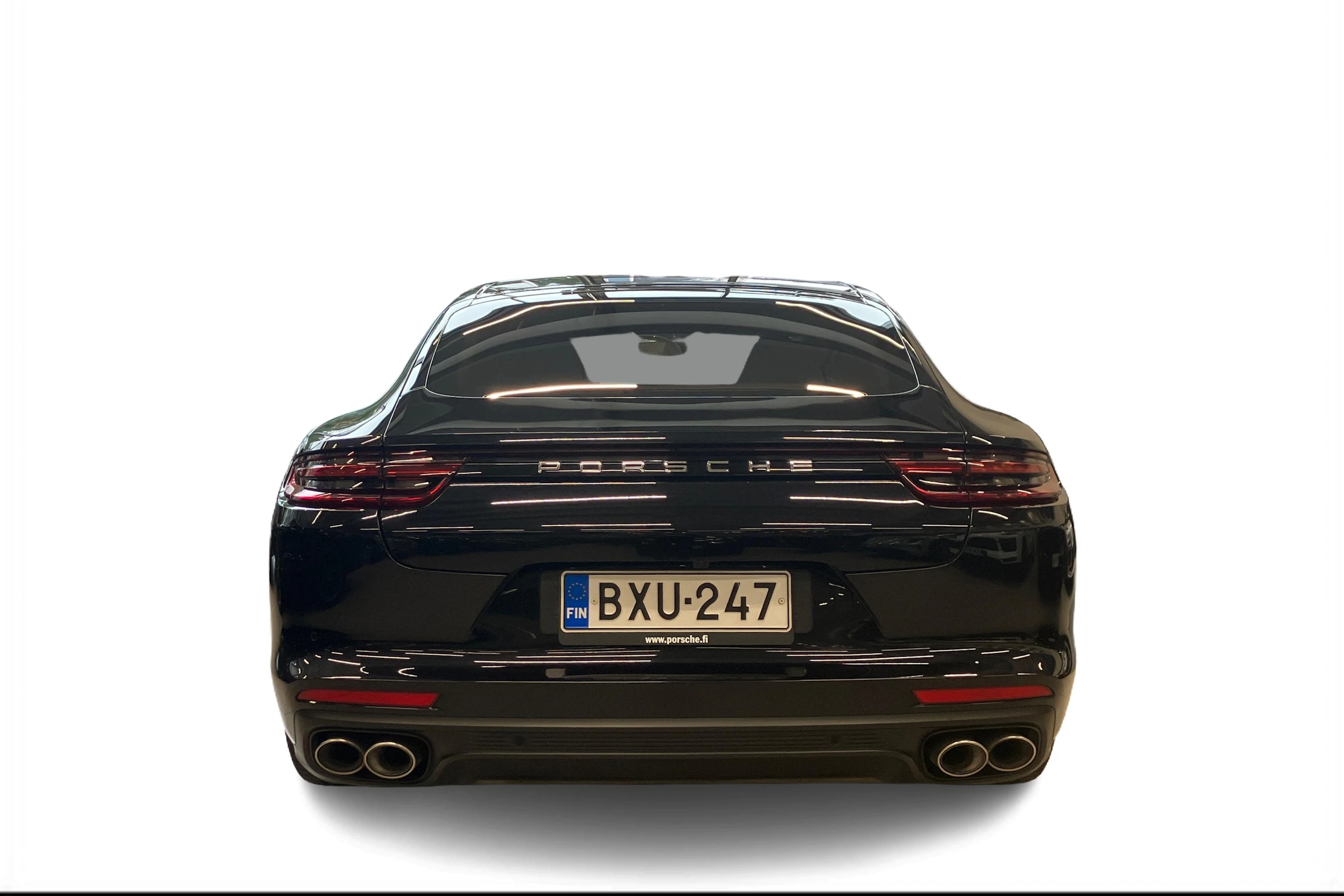 Musta Porsche Panamera 2019 kuva 3.