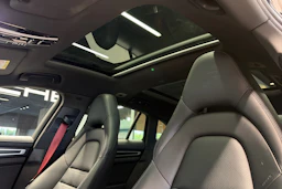 Musta Porsche Panamera 2019 kuva 14.