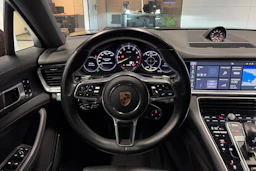 Musta Porsche Panamera 2019 kuva 15.