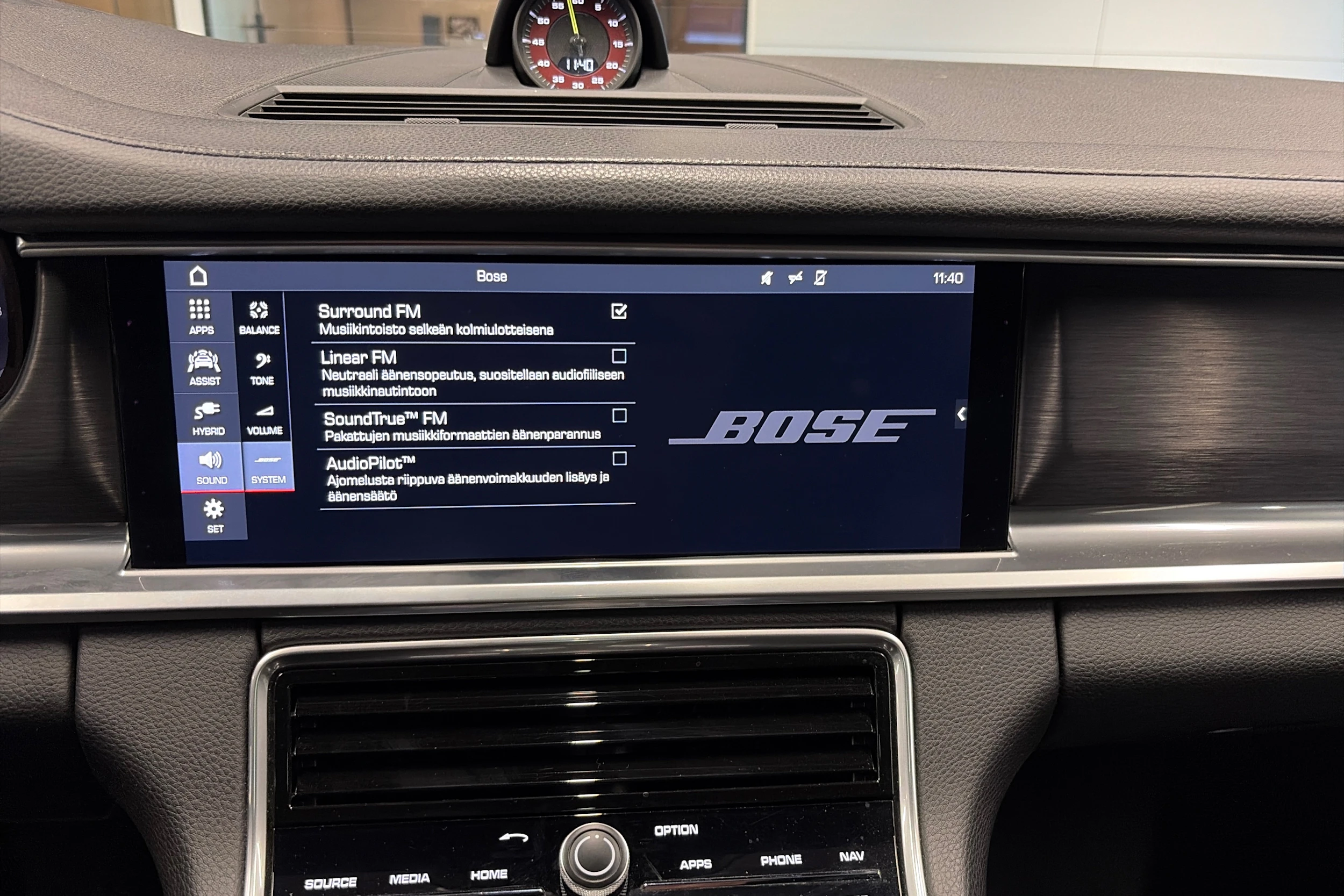 Musta Porsche Panamera 2019 kuva 19.