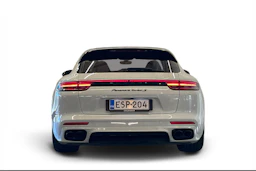 valkoinen Porsche Panamera 2019 kuva 3.