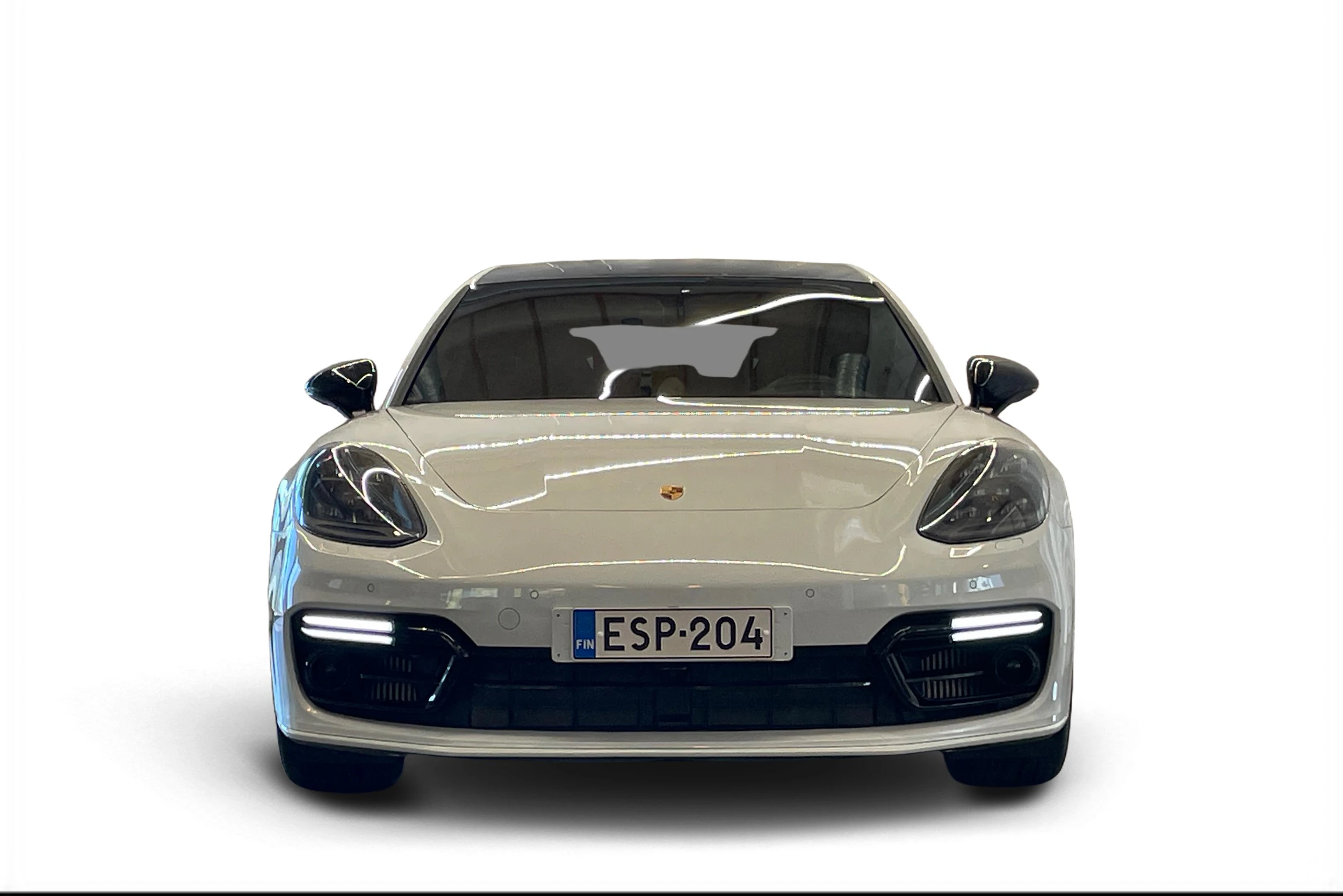 valkoinen Porsche Panamera 2019 kuva 4.