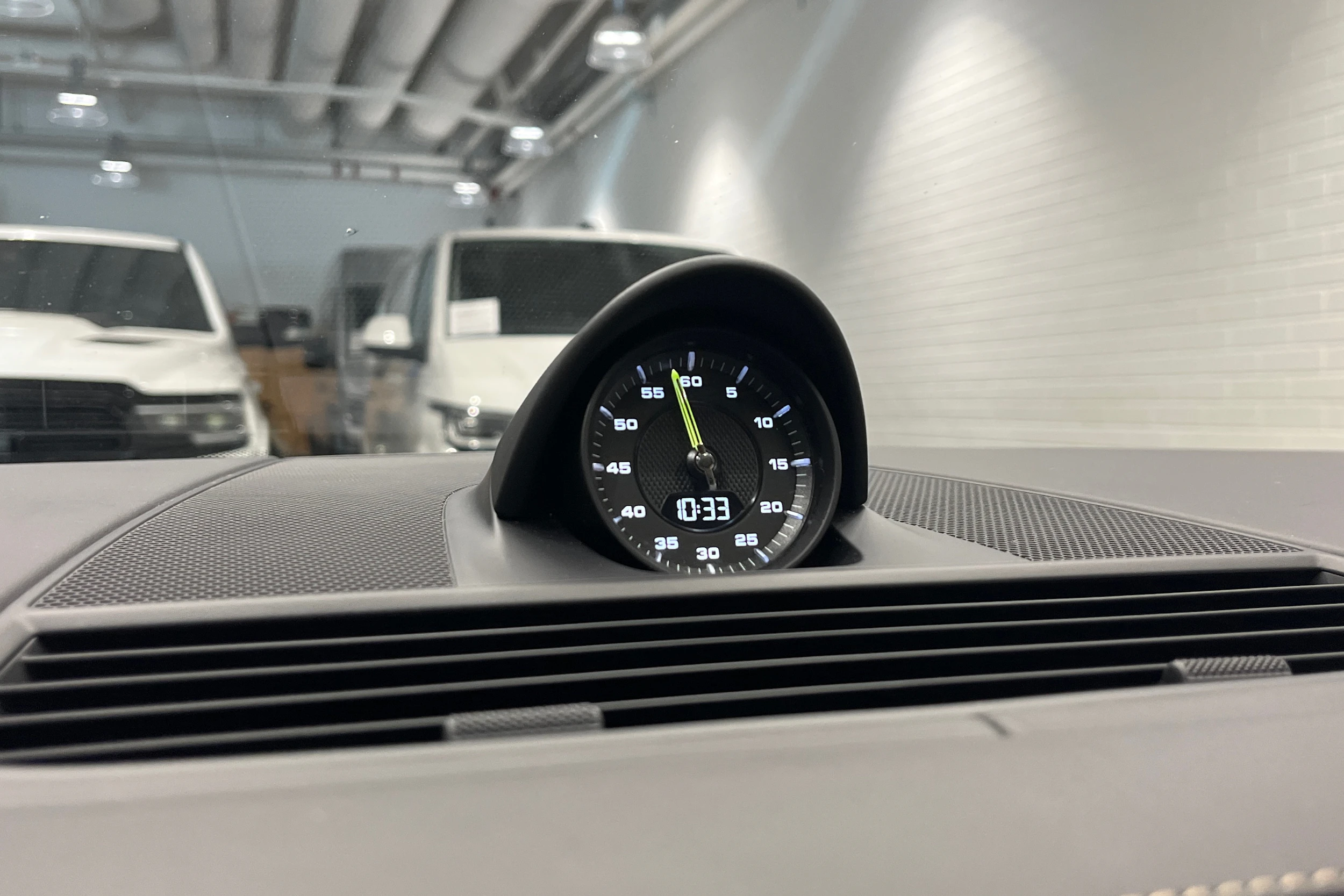 sininen Porsche Panamera 2019 kuva 16.