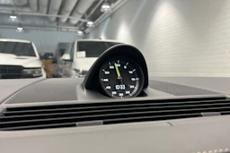 sininen Porsche Panamera 2019 kuva 16.