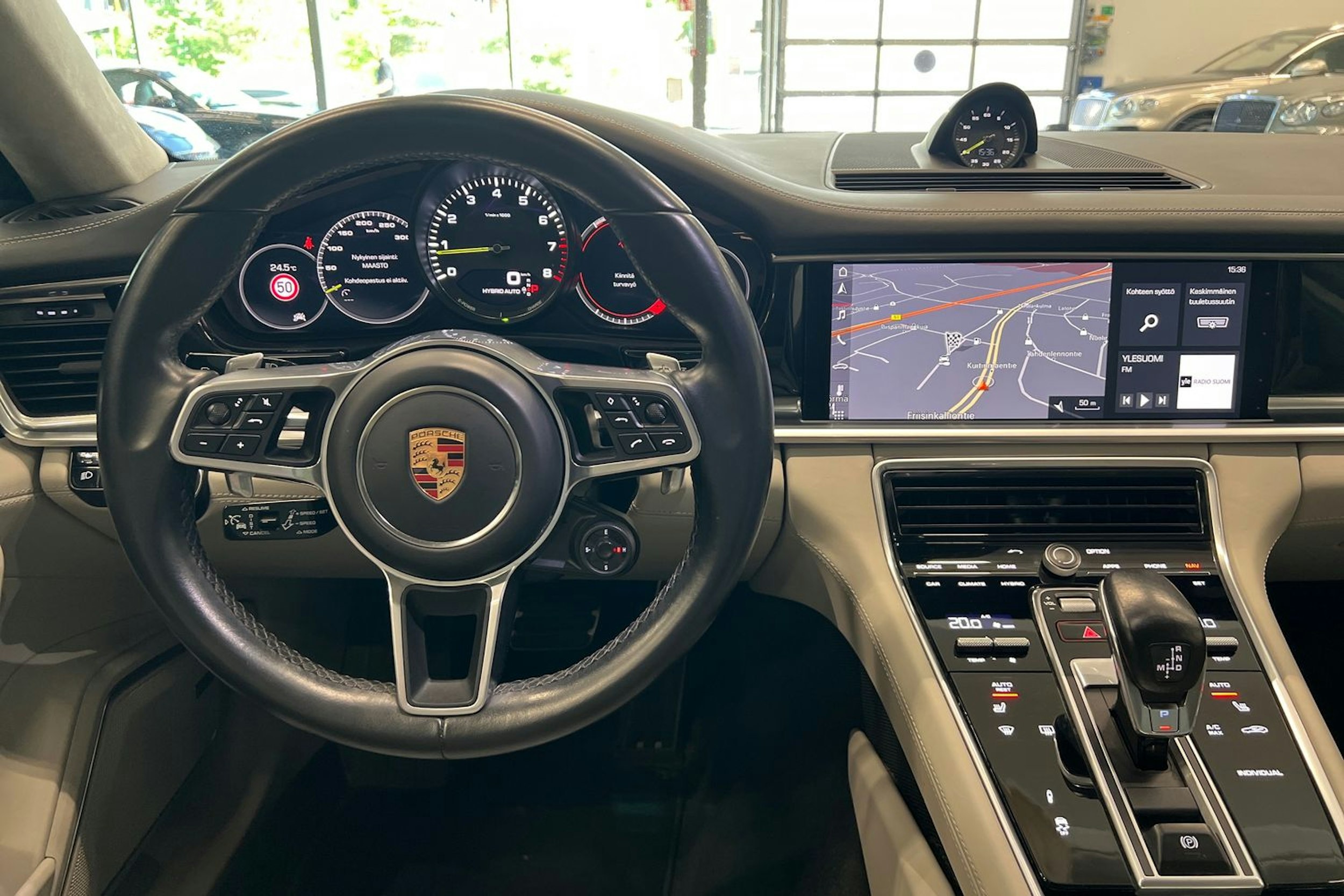Porsche Panamera 2019 kuva 10.
