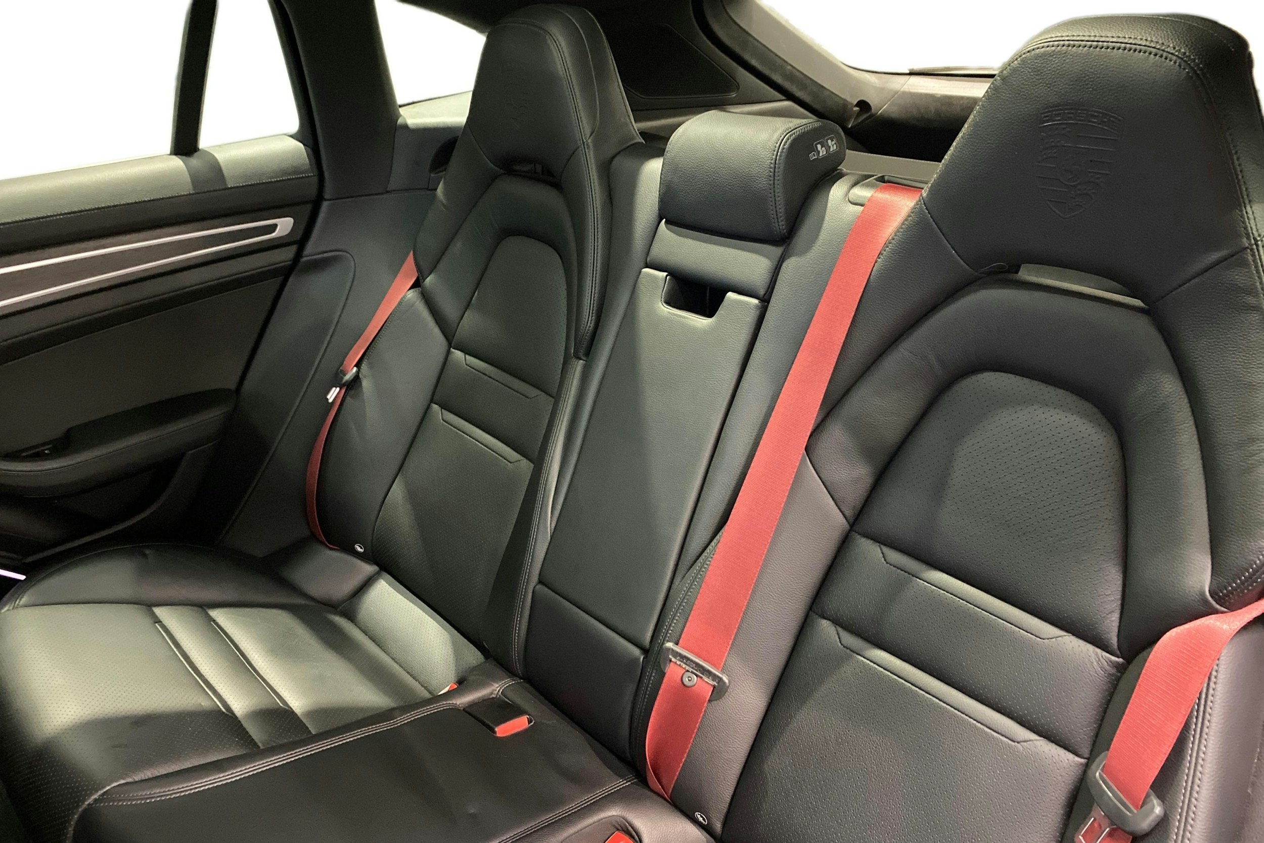 Musta Porsche Panamera 2019 kuva 9.