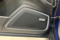 sininen Porsche Panamera 2020 kuva 19.
