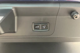 sininen Porsche Panamera 2020 kuva 30.
