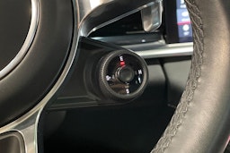 Harmaa Porsche Panamera 2020 kuva 17.