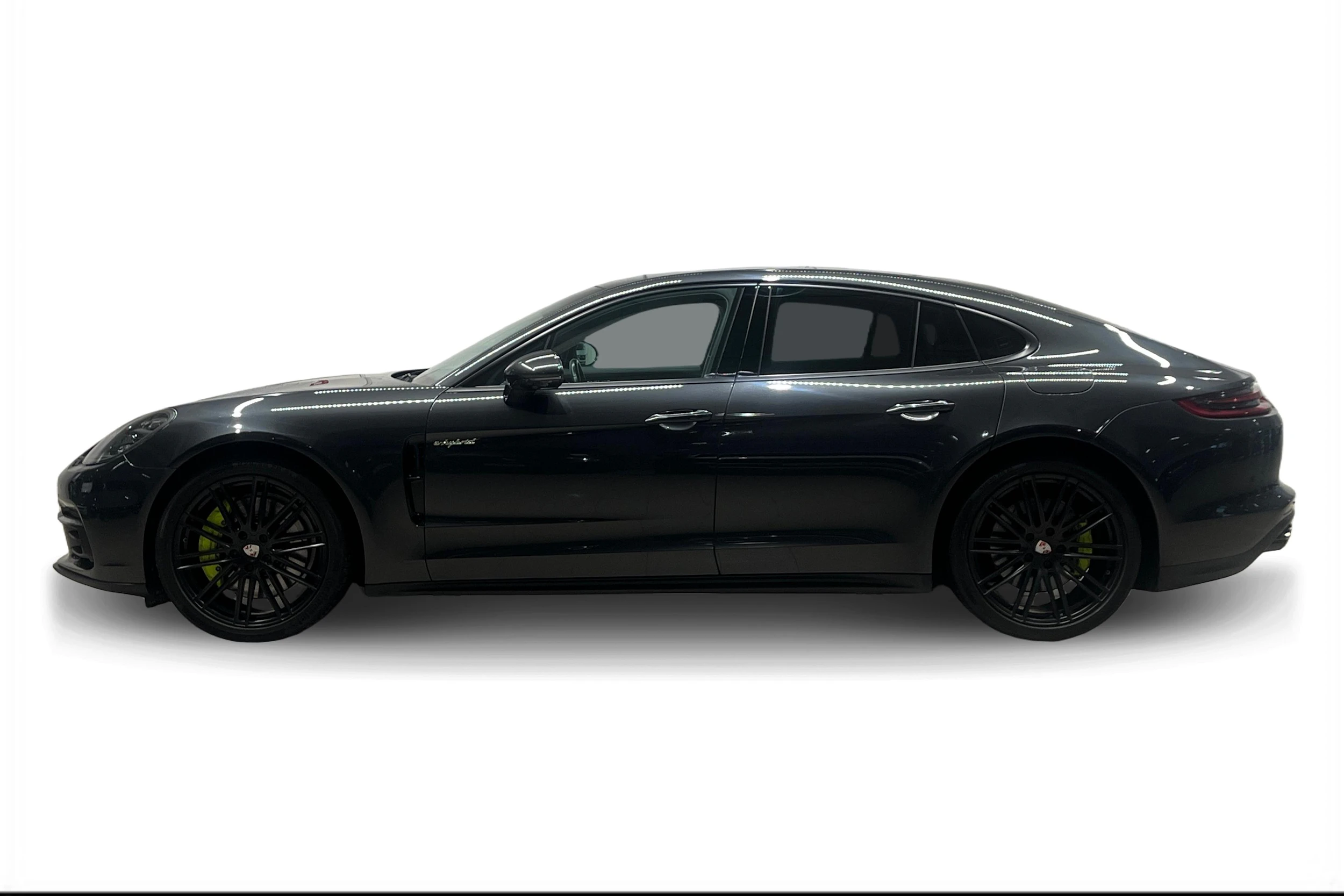 harmaa Porsche Panamera 2020 kuva 6.