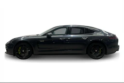 harmaa Porsche Panamera 2020 kuva 6.