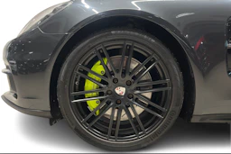 harmaa Porsche Panamera 2020 kuva 9.