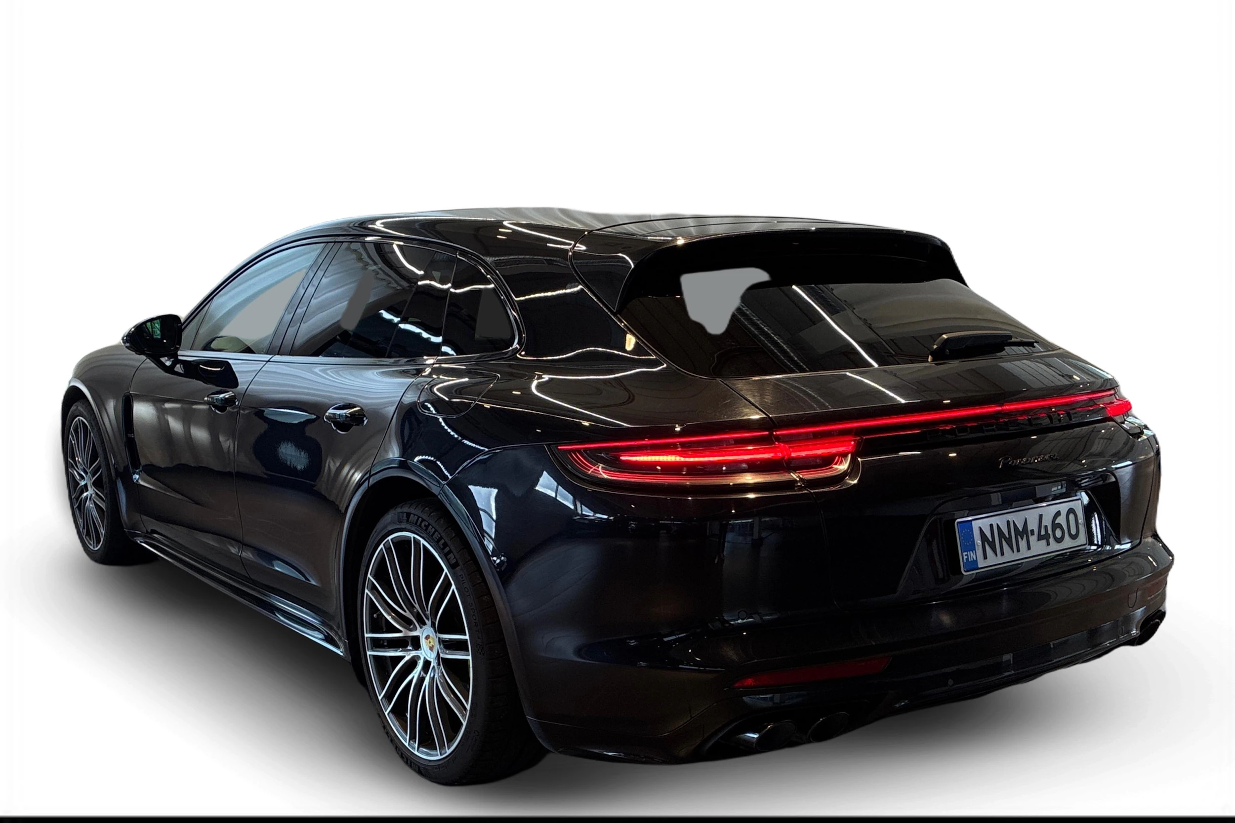 Musta Porsche Panamera 2020 kuva 2.
