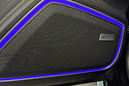 Musta Porsche Panamera 2020 kuva 12.