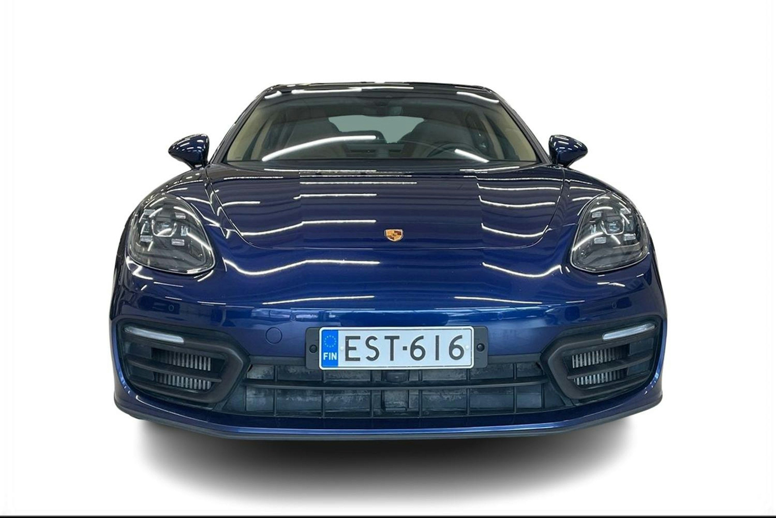 sininen Porsche Panamera 2021 kuva 4.