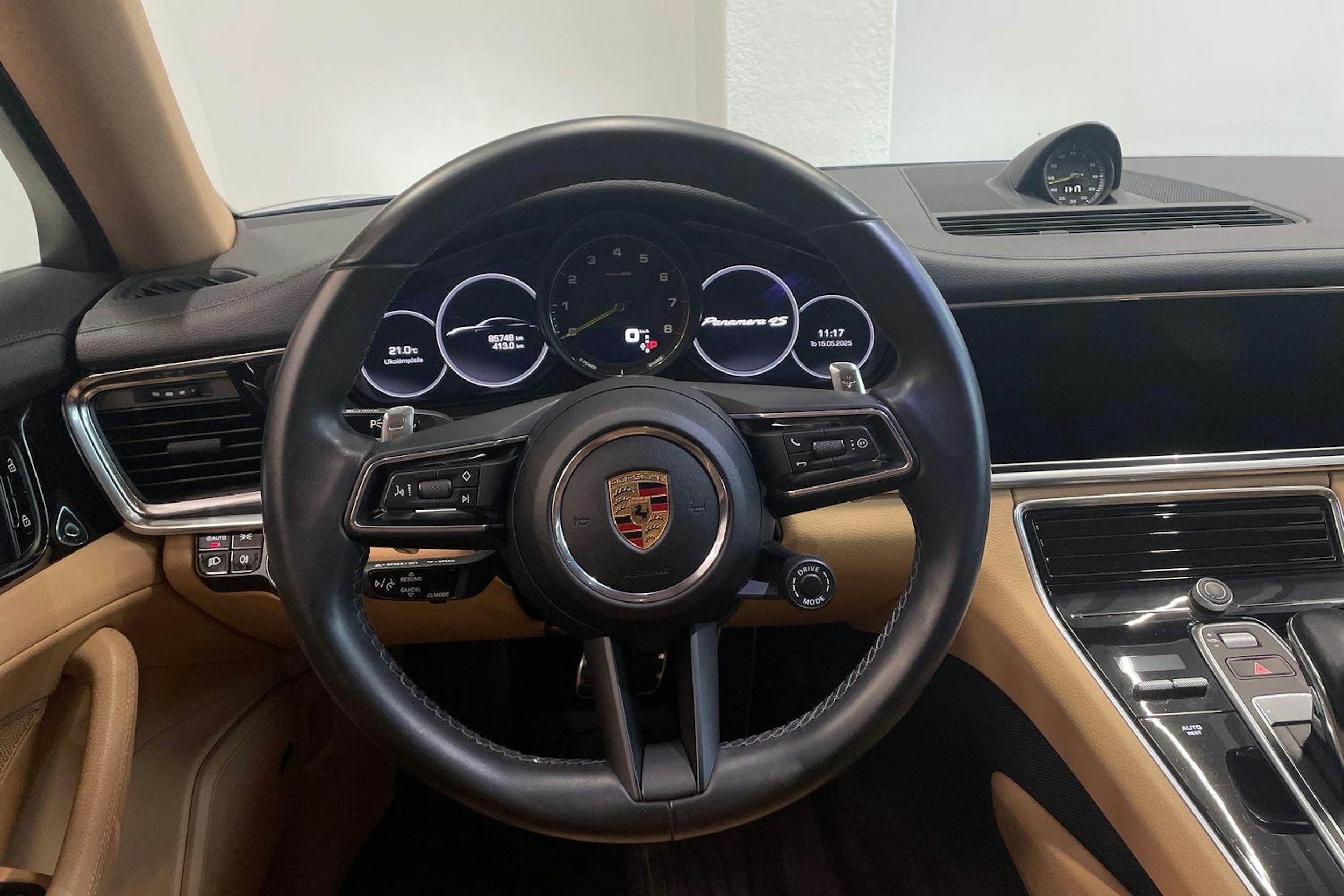 sininen Porsche Panamera 2021 kuva 10.