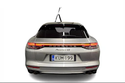 harmaa Porsche Panamera 2021 kuva 3.