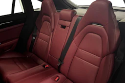 harmaa Porsche Panamera 2021 kuva 8.