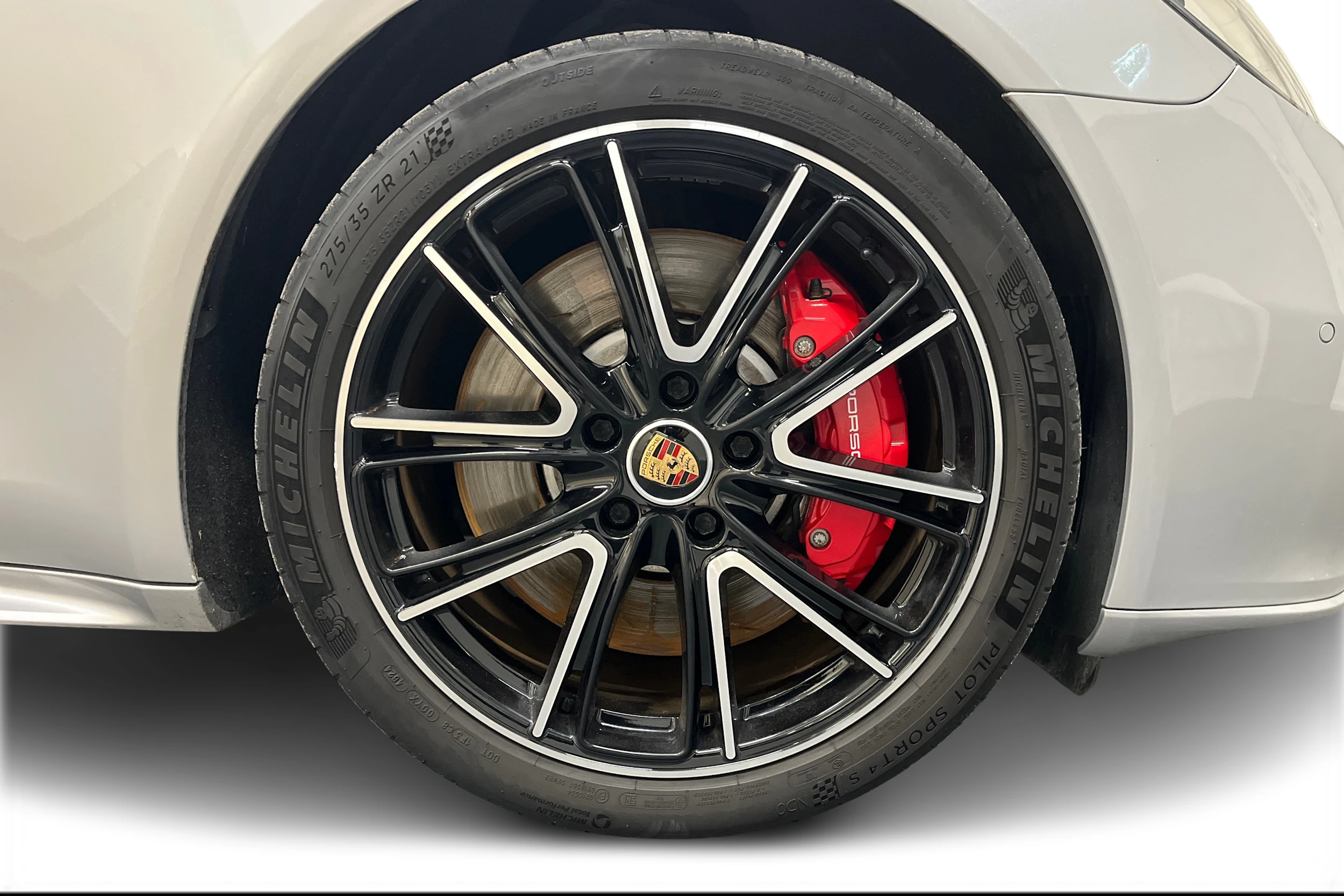 harmaa Porsche Panamera 2021 kuva 9.