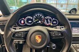 Musta Porsche Panamera 2021 kuva 14.