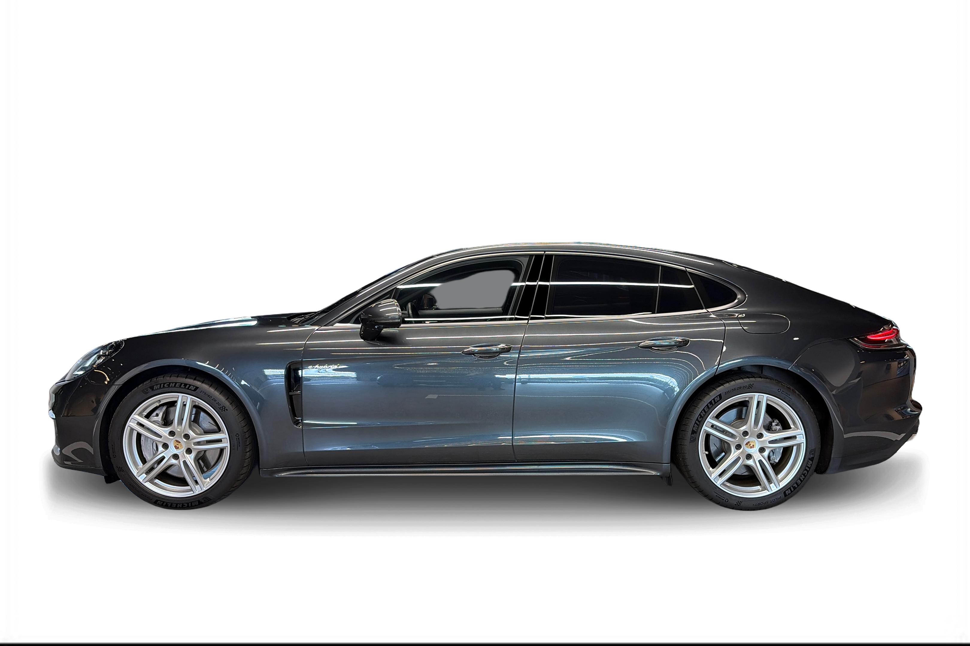 Porsche Panamera 4 E-Hybrid 2022, kuva 5/31