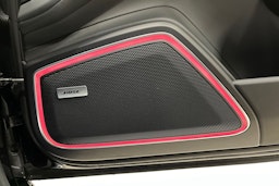 Harmaa Porsche Panamera 2022 kuva 16.