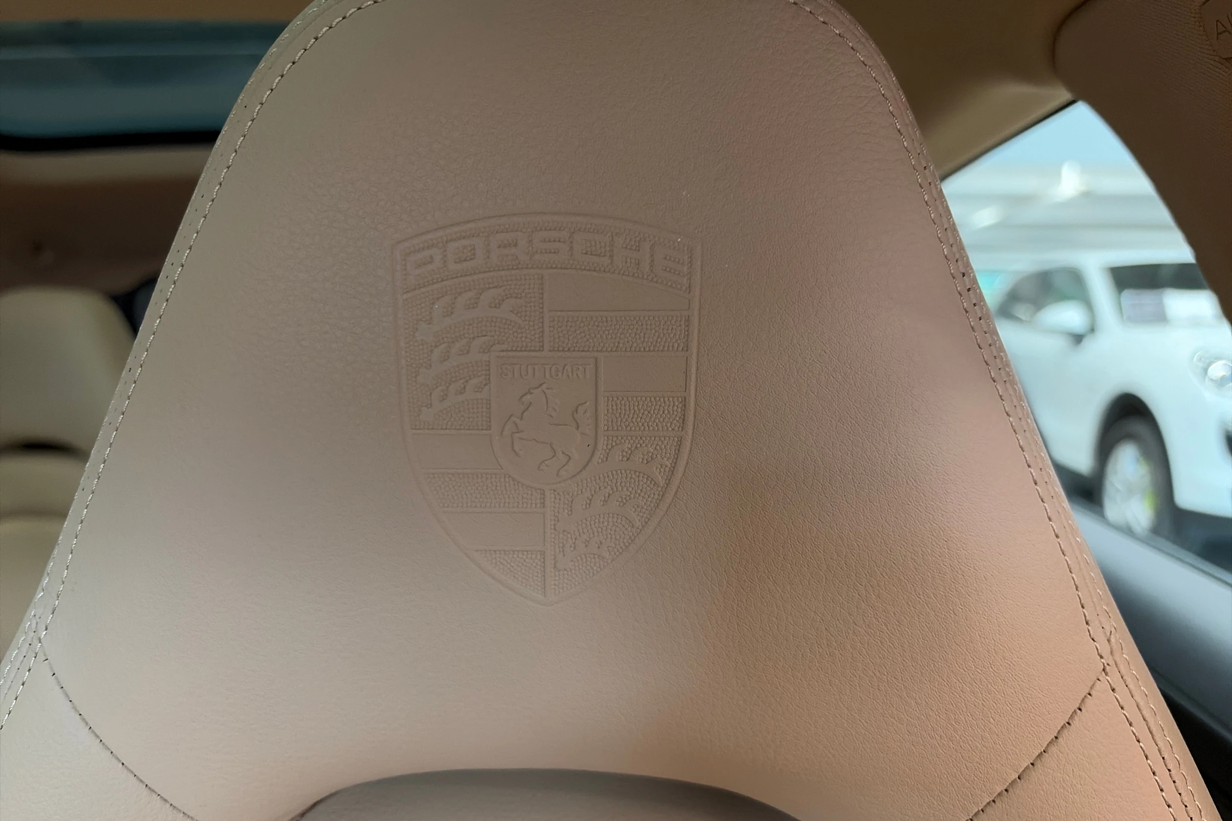 musta Porsche Panamera 2022 kuva 17.