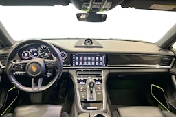 Musta Porsche Panamera 2022 kuva 7.