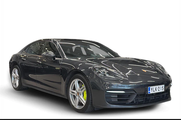 Porsche Panamera 4 E-Hybrid