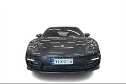 harmaa Porsche Panamera 2022 kuva 4.