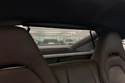 harmaa Porsche Panamera 2022 kuva 15.