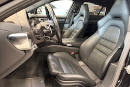 Musta Porsche Panamera 2022 kuva 9.