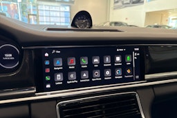 Musta Porsche Panamera 2022 kuva 16.