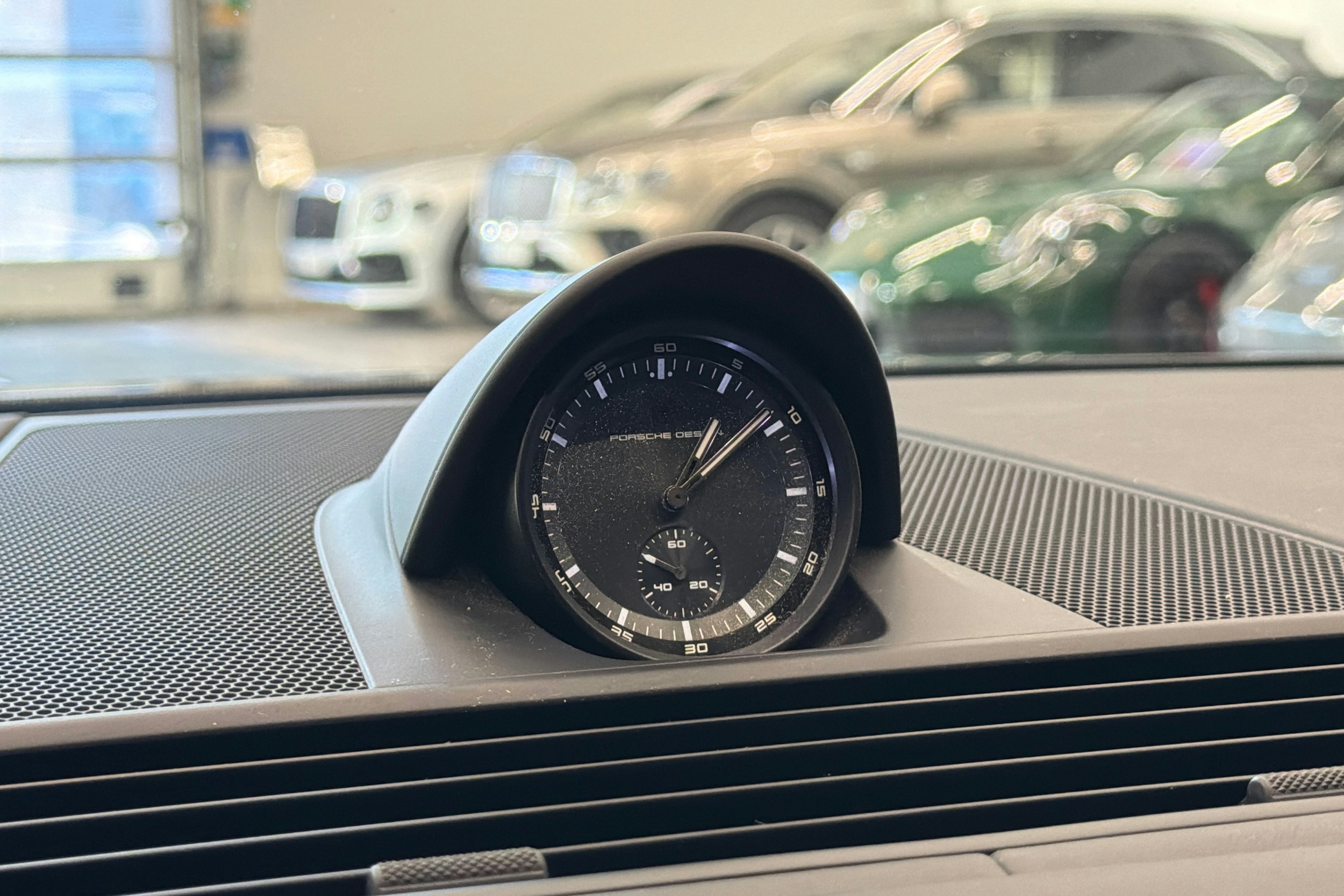 Musta Porsche Panamera 2022 kuva 17.