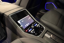 Musta Porsche Panamera 2022 kuva 21.