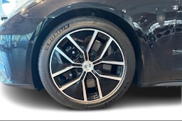 musta Porsche Panamera 2024 kuva 9.