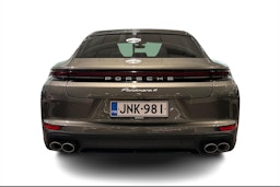 vihreä Porsche Panamera 2024 kuva 3.