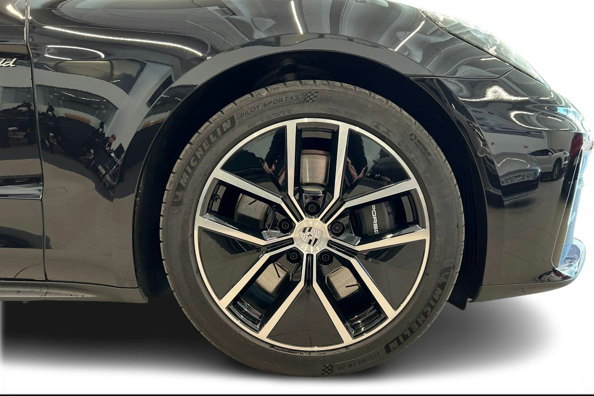 Musta Porsche Panamera 2024 kuva 9.